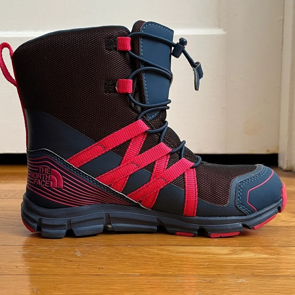 The North Face Girls Size 2 Big Kid HydroSeal Waterproof Winter Boots Blue Pink